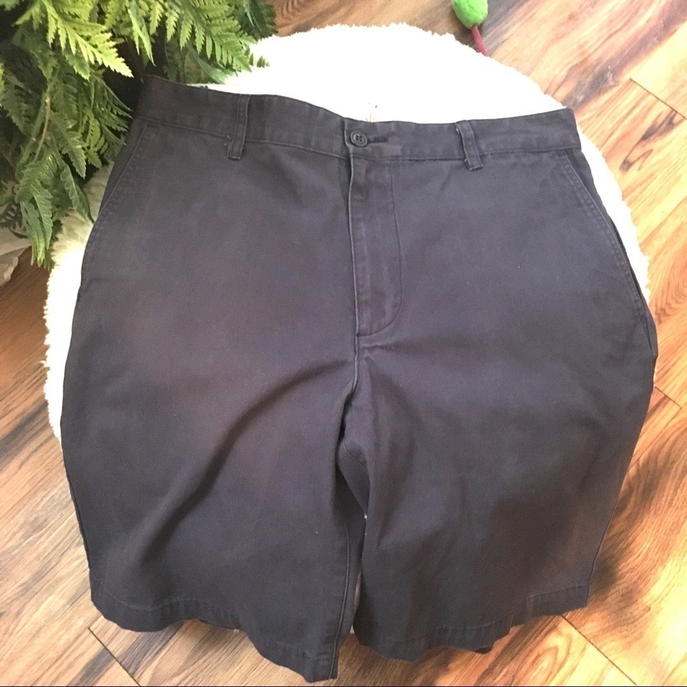Men’s navy dockers shorts
